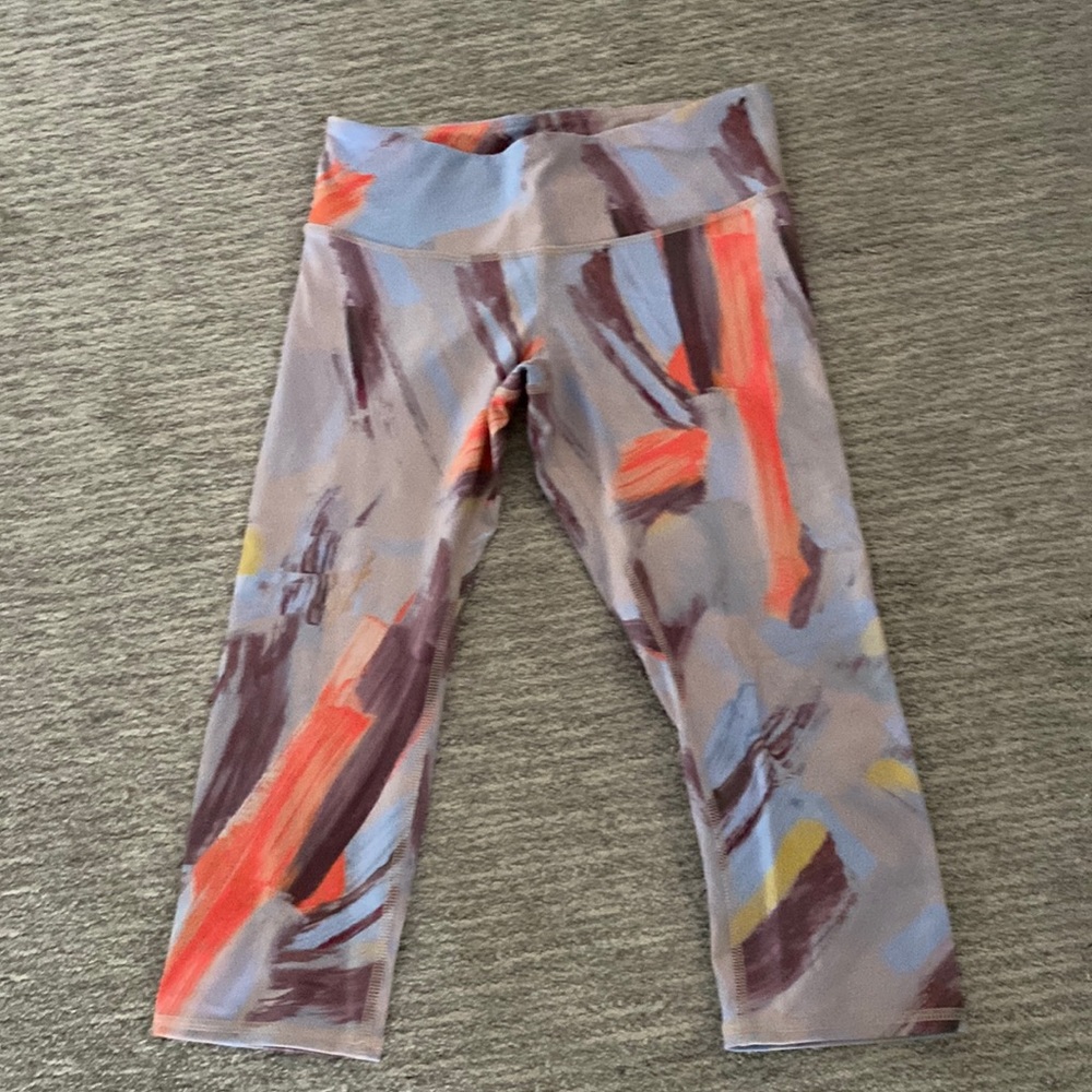 ALO yoga capri airbrush legging size S with pocket